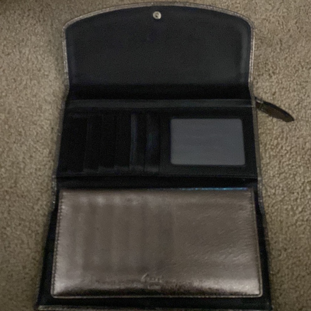 Coach Chrome/Metallic Trifold wallet - Picture 2 of 4